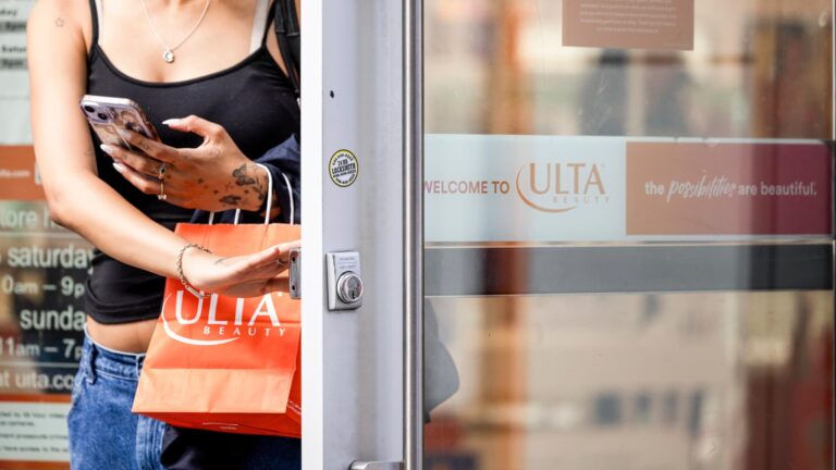 108026685 1724865436942 gettyimages 2168086296 ULTA BEAUTY EARNS