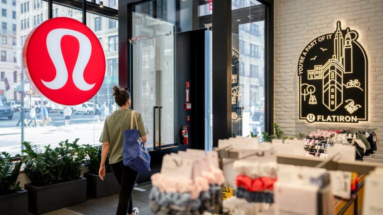 108026701 1724866043142 gettyimages 2168086494 LULULEMON EARNS