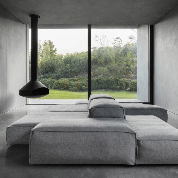 adam kane architects grey house australia hero dezeen 2364 col 2