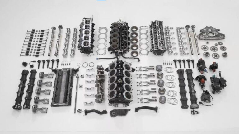 01 HRC Memorabilia Honda RA100E V10 F1 Engine 1152x648
