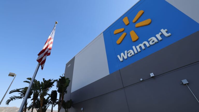108066875 1732281423298 gettyimages 2185293124 1484234 me walmart open house 112 ajs