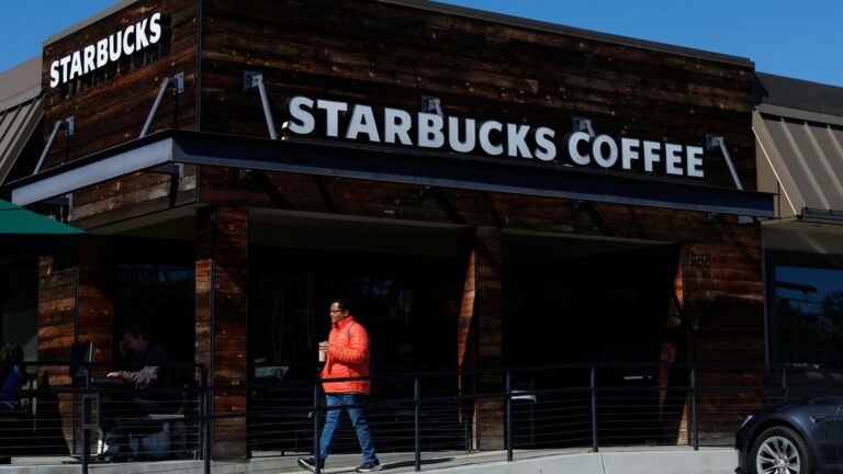 108106608 17404258302025 02 24t185956z 1297819252 rc261dagdmju rtrmadp 0 starbucks layoffs
