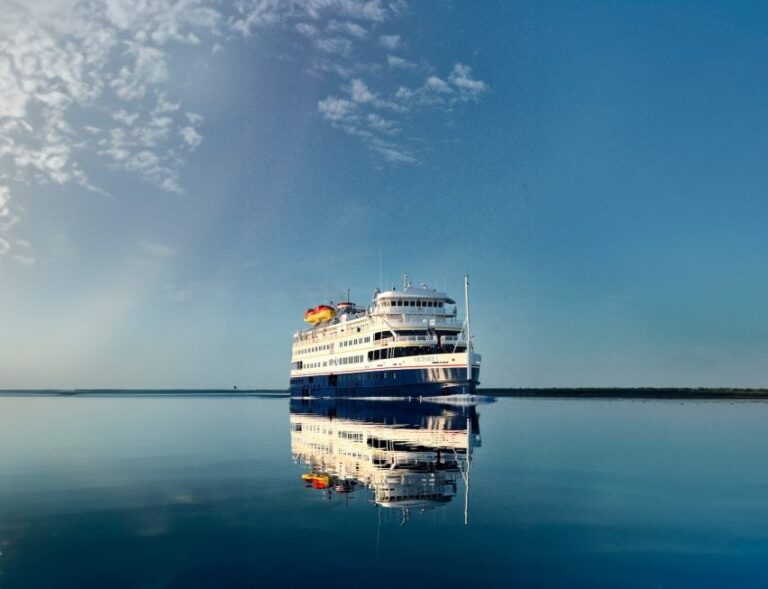 frank lloyd wright great lakes victory cruise dezeen 2364 col 1 852x653
